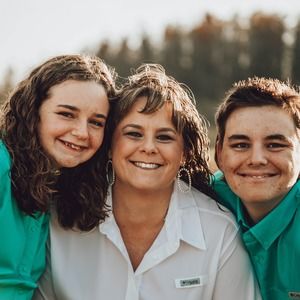 Meet your Posher, Shannon